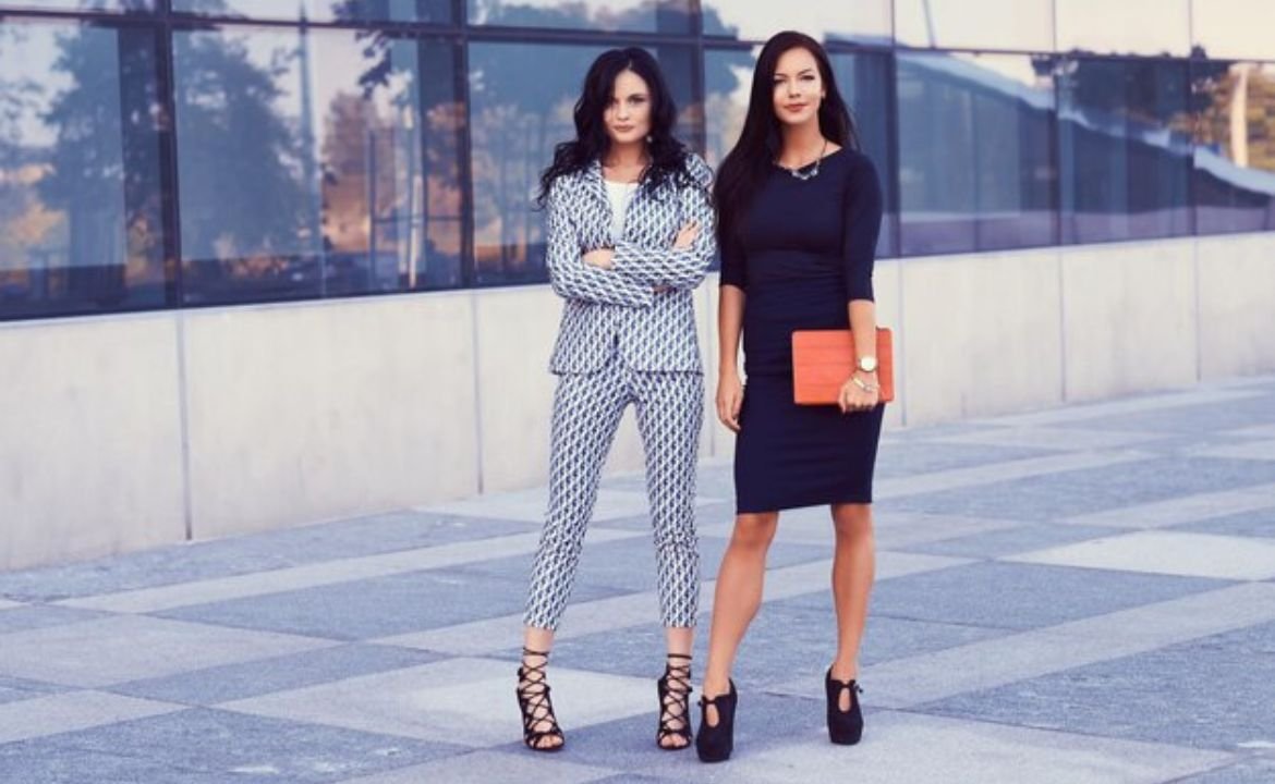 Business Casual Women Dress: Stylish Work Outfit Ideas